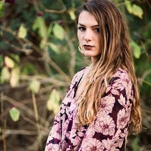 Meet your Posher, Leslie